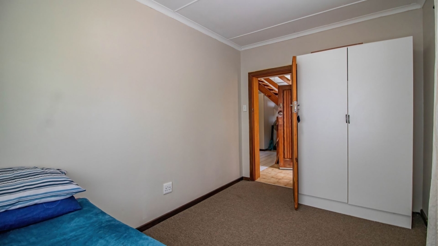 3 Bedroom Property for Sale in Sunrise On Sea Eastern Cape